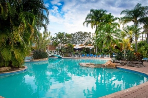 Boambee bay pool resort